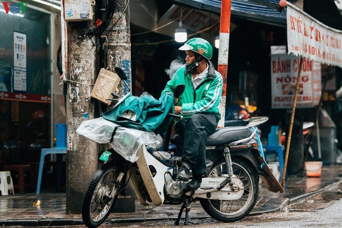 Pho phuong Ha Noi vang ve sau khuyen cao “han che ra duong“-Hinh-12