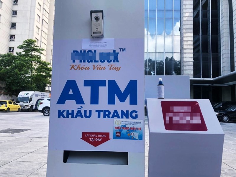 Muc so thi “ATM khau trang” mien phi dau tien cho nguoi dan Ha Noi-Hinh-2