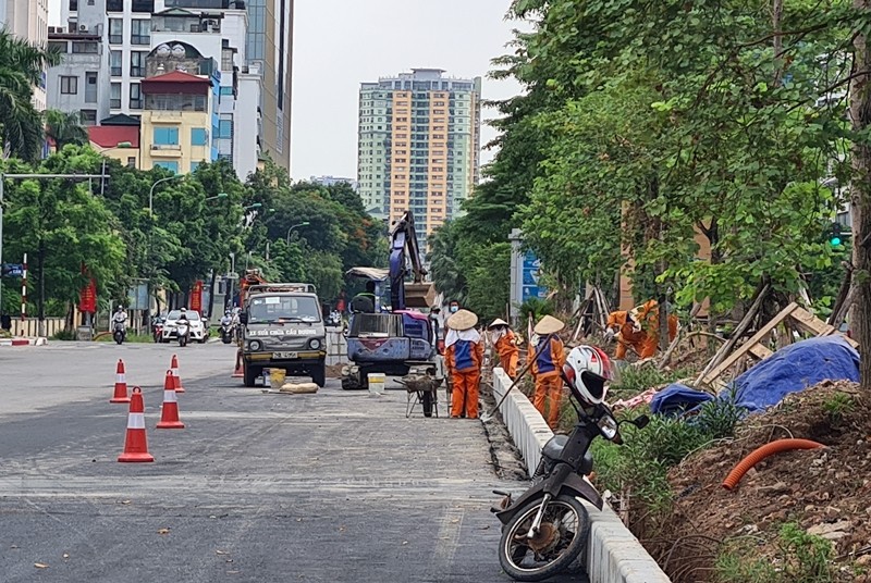 Du an mo rong tuyen duong Lieu Giai - Van Cao gio ra sao?-Hinh-11