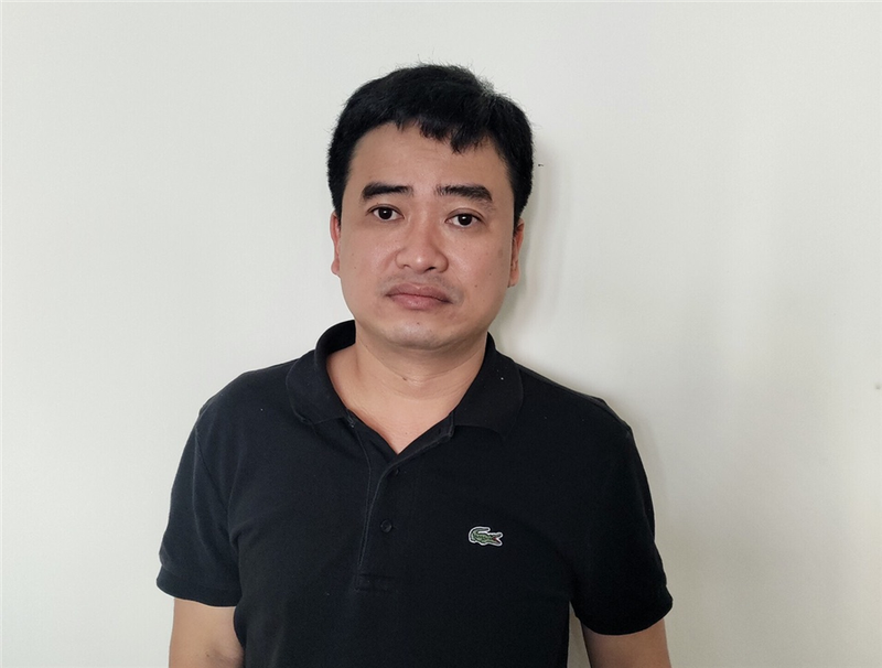 Tong giam doc Viet A nang khong gia kit test COVID-19: Truc loi “khung” the nao?