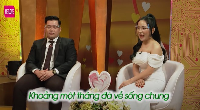 Gap nhau o phong tro, chang trai nhanh tay “hot luon” gai xinh chi sau vai ngay quen-Hinh-4