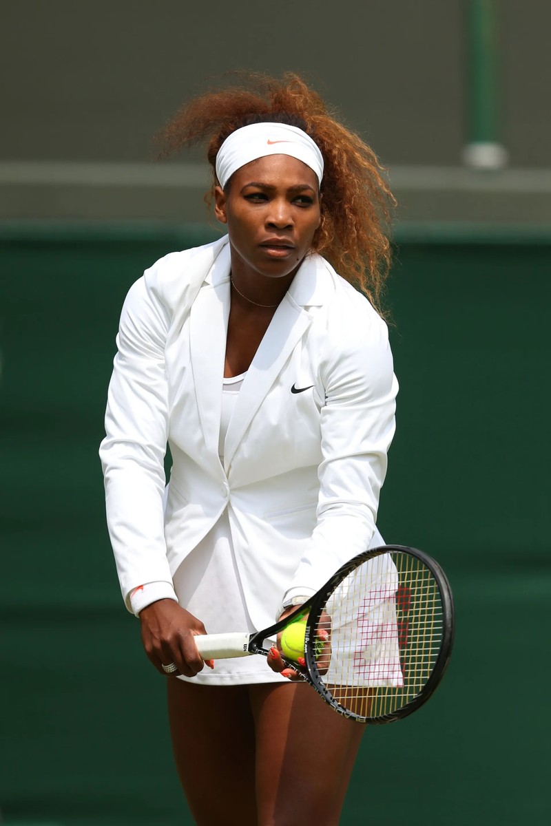 Serena Williams phai coi 4 lop ao de thi dau-Hinh-8