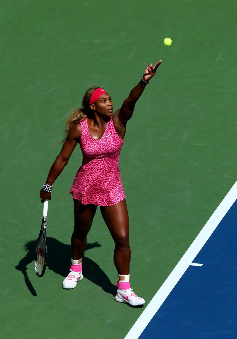 Serena Williams phai coi 4 lop ao de thi dau-Hinh-9
