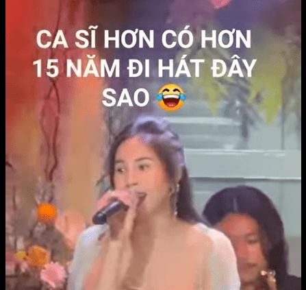 Dan mang che giong hat Thuy Tien, 15 nam cam mic van chua ung-Hinh-2