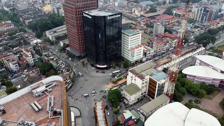 Nhung cong trinh bac ty i ach, dap chieu o Ha Noi