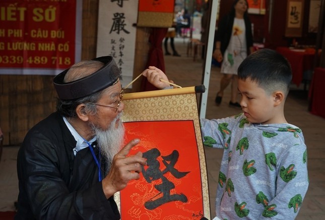 Cong dong nguoi chau A tren khap the gioi don Tet Nguyen dan-Hinh-7