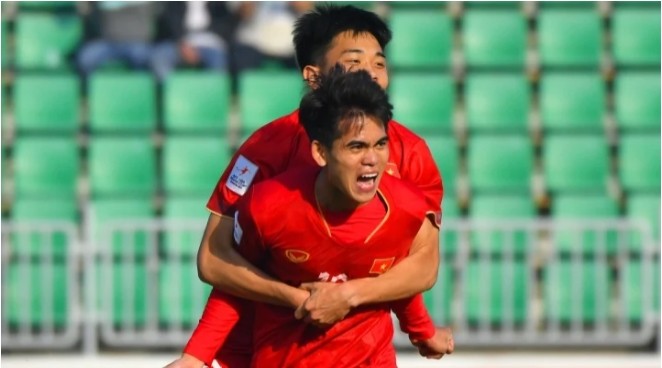 Ly do 5 cau thu U20 lo hen voi U23 Viet Nam