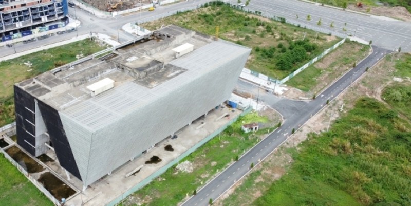 TPHCM: Tận mục trung tâm triển lãm 800 tỷ đồng xây cả thập kỷ chưa xong - Hình 3 TPHCM: Tan muc trung tam trien lam 800 ty dong xay ca thap ky chua xong-Hinh-3