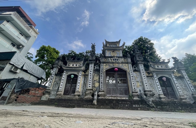 Hien trang nha cua lan chiem dat chua co Linh Thong sau chi dao cua Ha Noi