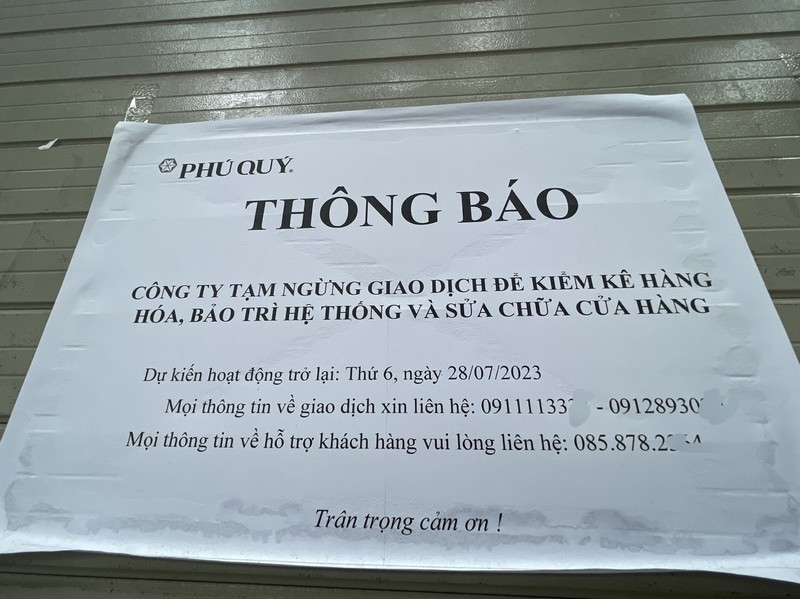 Ha Noi: Vi sao 2 cua hang vang bac Phu Quy ngung giao dich?-Hinh-3