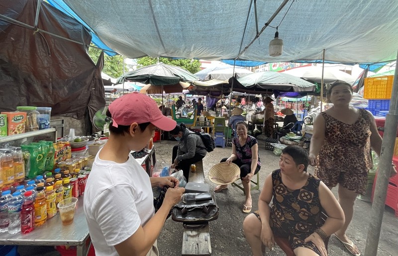 Bac Ninh: Hinh anh Cho Nhon tam dung hoat dong... tieu thuong “lao dao“-Hinh-10