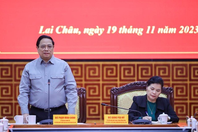 Thu tuong lam viec voi Ban Thuong vu Tinh uy Lai Chau-Hinh-2