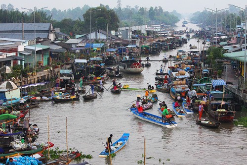 Cho noi Nga Nam - Diem du lich dac sac dang mai mot dan-Hinh-2