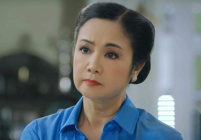NSND Thu Ha ganh ca phim “Tram cuu ho trai tim“-Hinh-2