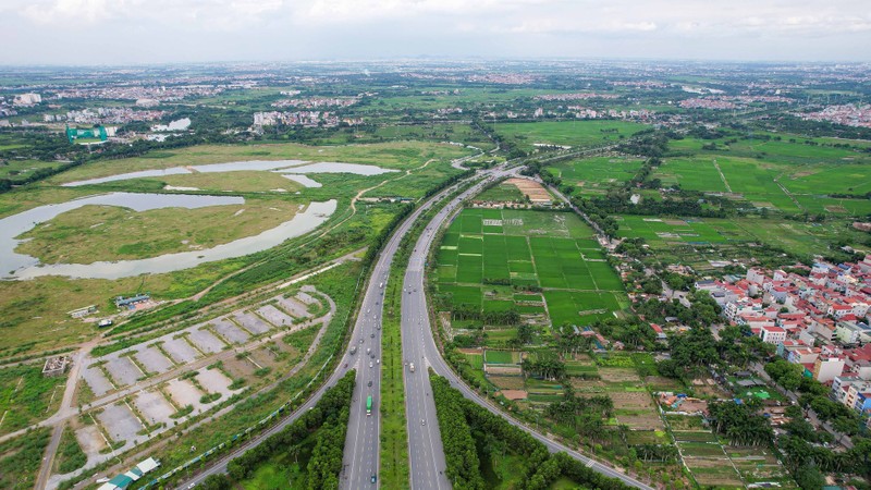 Ho so Everland va Thuong mai Trung Yen canh tranh du an 2.400 ty