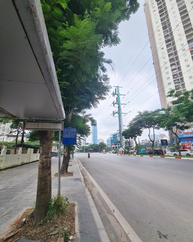 Ha Noi: Nguoi dan nuom nuop di choi le Quoc khanh 2/9