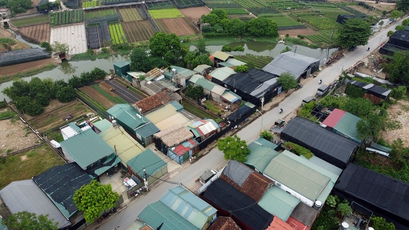 Sau cuong che, cong trinh “moc” tren dat nong nghiep Tay Tuu ra sao?-Hinh-11