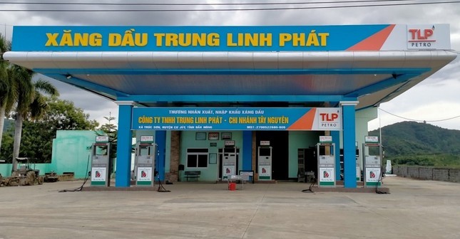 Xang dau Trung Linh Phat chinh thuc bi tuoc giay phep, phai hoan no