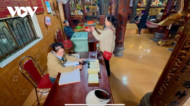 Vi sao Den Dau-Quan Chao co 2 loai hom cong duc?-Hinh-4