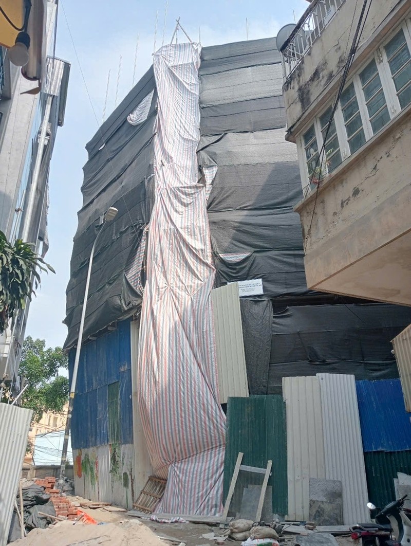 Can canh cong trinh “khung” vi pham trat tu xay dung o Ha Noi-Hinh-2