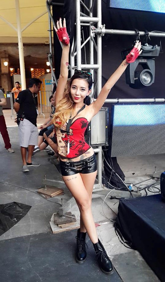 Nũ DJ goi cam nhat chau A khoe anh dao keo dang so-Hinh-11