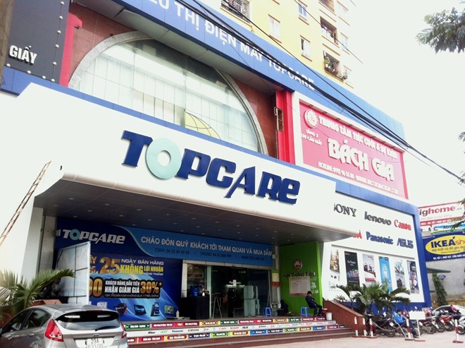 Topcare dong cua hang loat sieu thi: Nhan vien cung bat ngo-Hinh-2