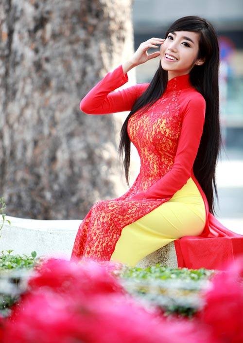 Hot girl Viet ruc ro, xung xinh don Tet Nguyen Dan-Hinh-5
