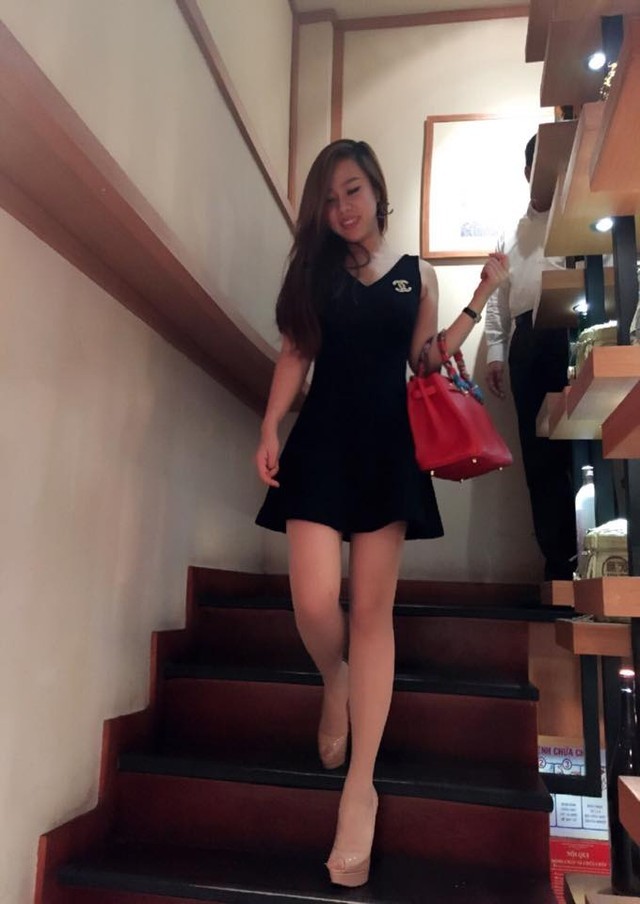 Hot girl U40 khoe eo con kien khien gai 20 ghen ti-Hinh-2