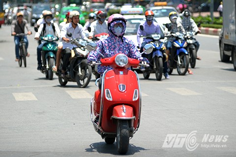 Nguoi Ha Noi cuong cuong vuot den do vi nang nong ky luc-Hinh-6