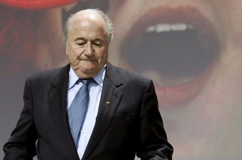Blatter co quay xin rut quyet dinh tu chuc