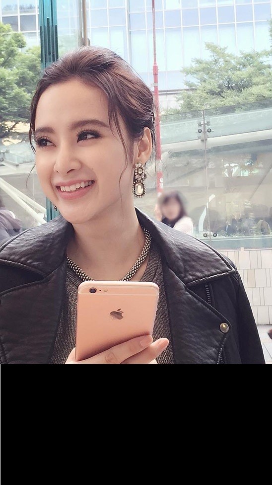 Hot girl Viet thi nhau khoe iPhone 6S cam huong moi tau