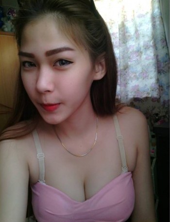 Tam su cua co gai nhat rac mot buoc tro thanh hoa hau-Hinh-10