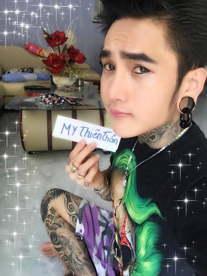 Ngày xưa cứ chửi hot boy xăm trổ xàm giờ thành vợ trai đồng tính sống  sang chảnh hơn người  Netizen  Việt Giải Trí