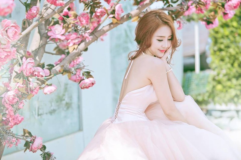 Hoa khoi cong so, Anna Trang Huynh xinh dep van nguoi me-Hinh-7