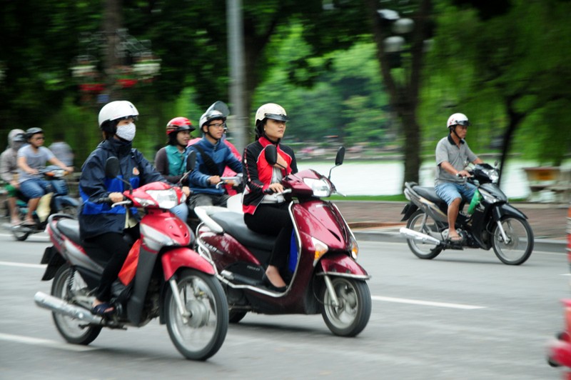 Gio mua Dong Bac tran ve, Ha Noi tro lanh