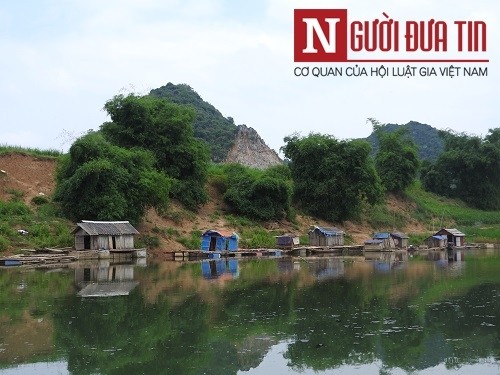 Thanh Hoa: Ca nuoi long tiep tuc chet tren song Buoi