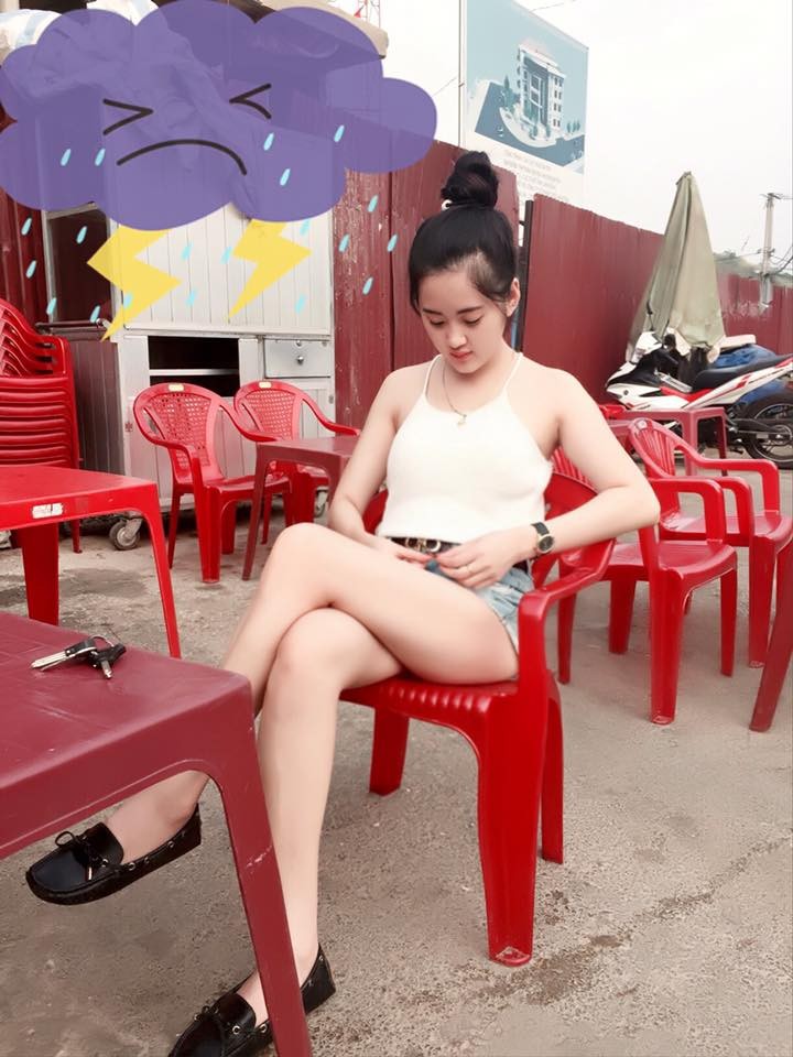 Hot girl ban tra da di xe hop o Thai Nguyen gay sot-Hinh-3