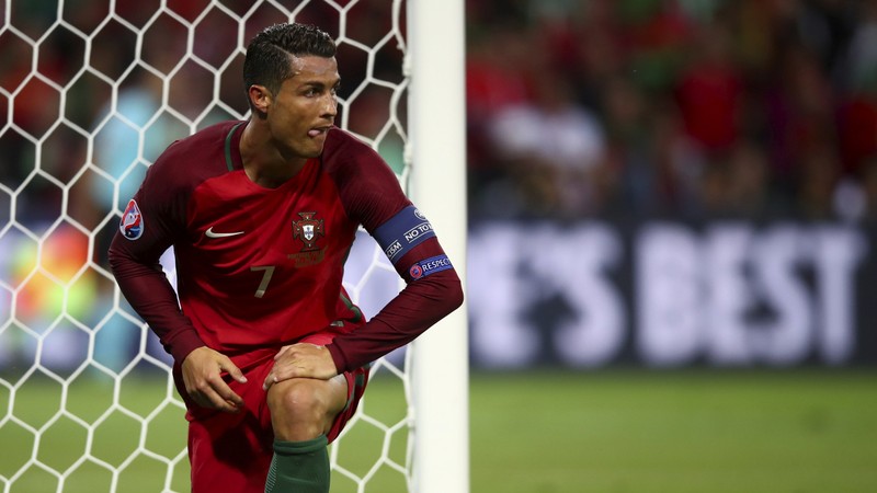 Euro 2016: Bo Dao Nha hoa 1-1 va su bat luc cua Ronaldo-Hinh-10