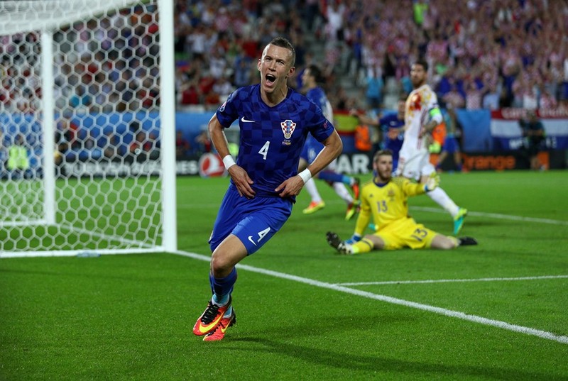 Euro 2016 Tay Ban Nha 0 - 1 Croatia: Nha vua thua e mat-Hinh-11