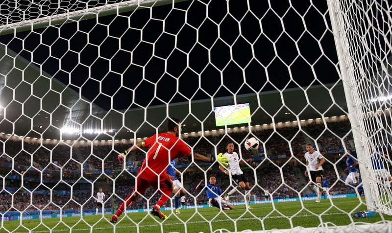 Euro 2016 Duc 6 - 5 Italia (penalty): Tan cung may rui-Hinh-11