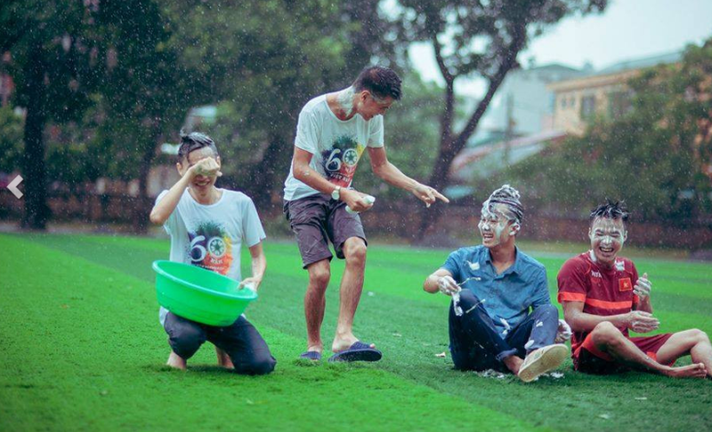 Ky yeu mua lu: Sinh vien Nong nghiep xuong san “tap boi“-Hinh-5