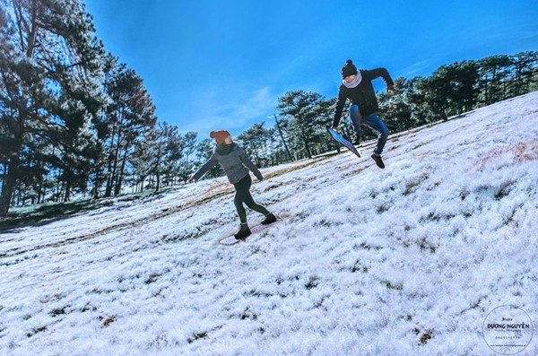 “Canh dong tuyet” o Da Lat hop hon gioi tre mua Noel 2016-Hinh-7