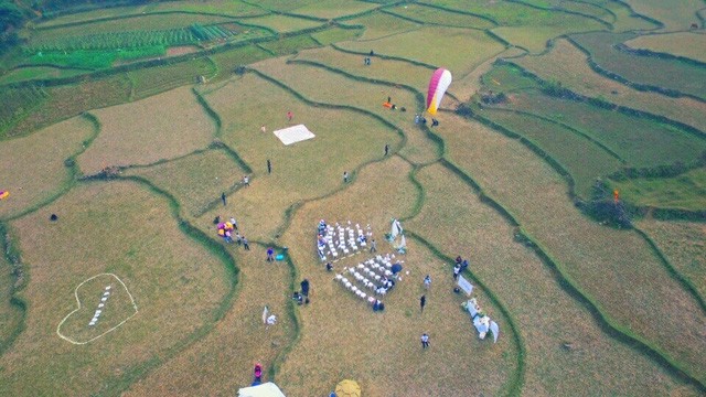 Dam cuoi ruoc dau bang du luon dau tien o Viet Nam