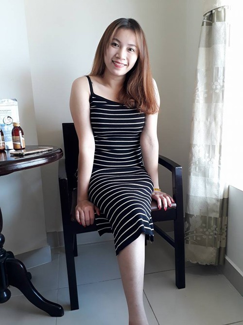 Gap co gai mot chan xu Thanh dang khien dan mang 