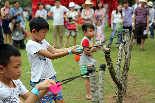 Cac khu vui choi gioi tre HN dong nghet tho ngay le 30/4-Hinh-7