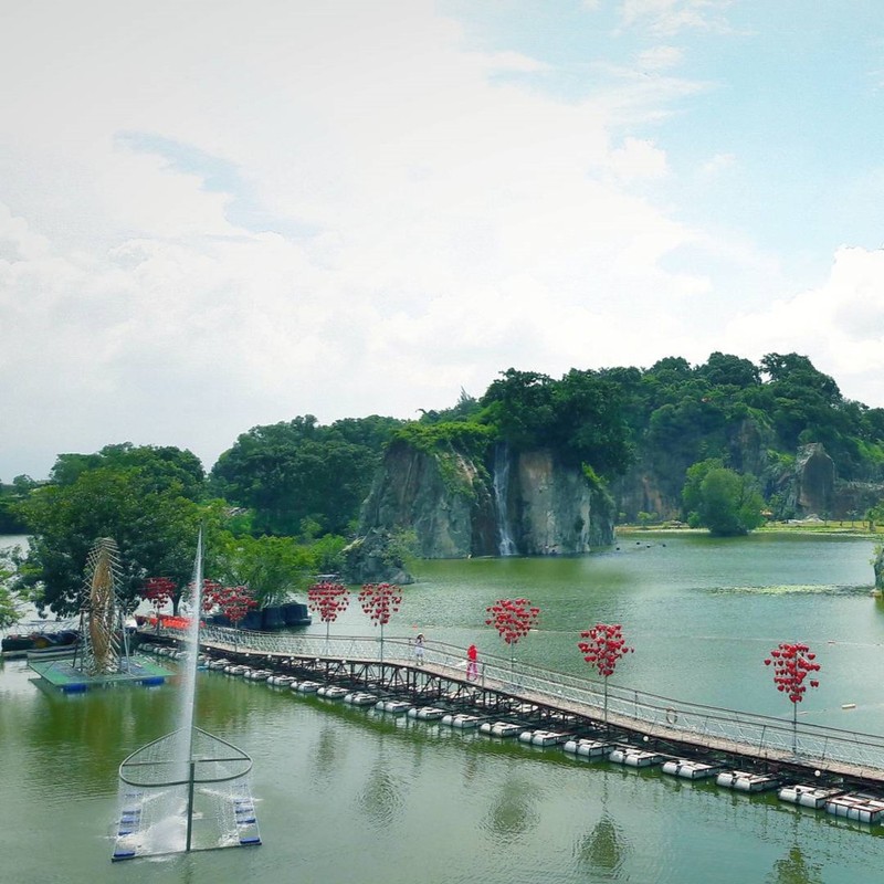 Khong chi Da Nang, Dong Nai cung co cau tinh yeu tuyet dep-Hinh-3