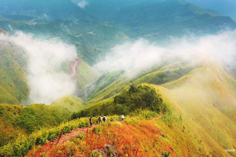 Anh: Cung duong tuan tra bien gioi dep ngat ngay o Binh Lieu-Hinh-6