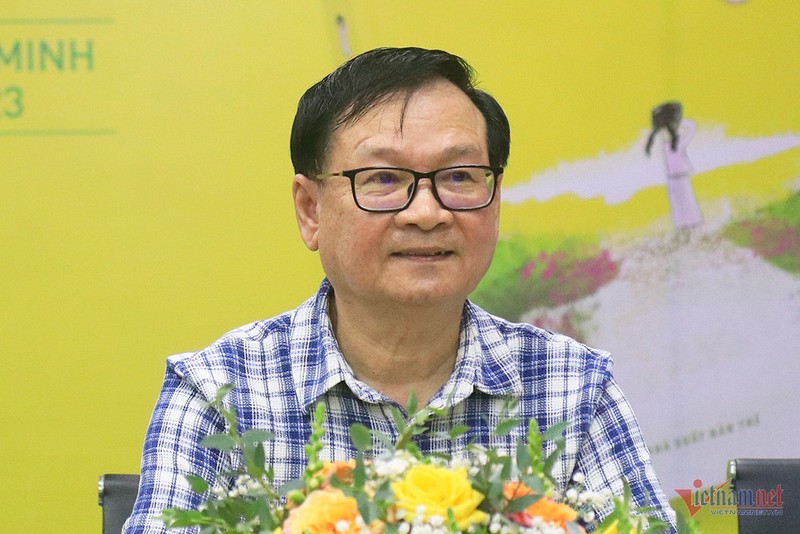 Nha van Nguyen Nhat Anh ra mat 'Mua he khong ten'-Hinh-2