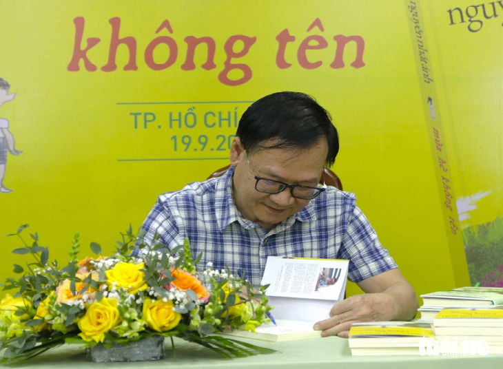 Nha van Nguyen Nhat Anh ra mat 'Mua he khong ten'-Hinh-7