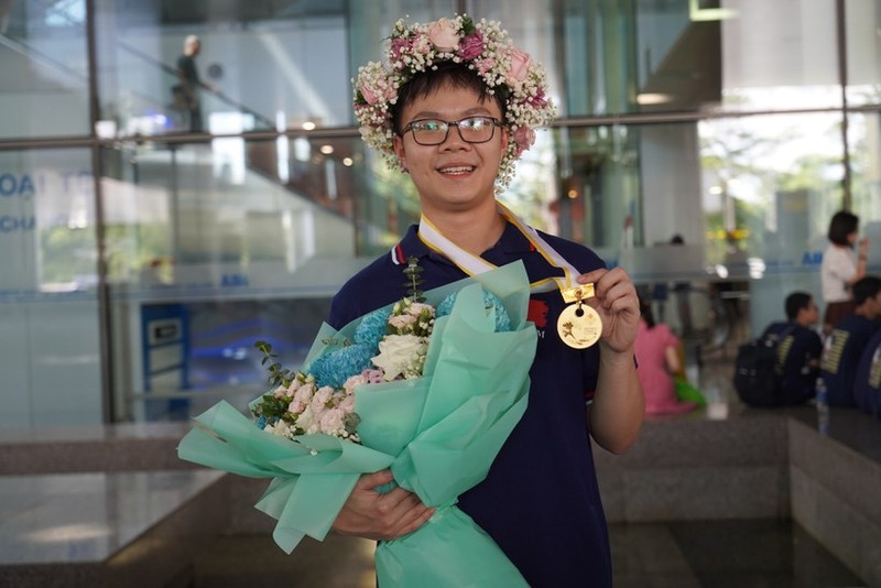Huy chuong Vang Olympic quoc te: Be phong cho khat vong
